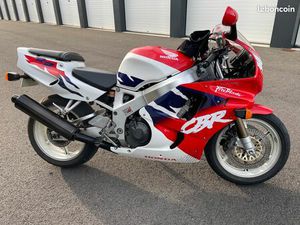 VENDS HONDA CBR 900 RR SC29 1992