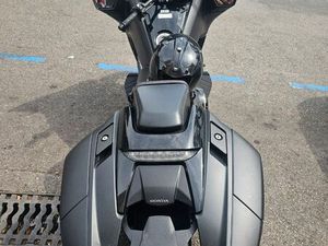 HONDA NM4 VULTUS VALISES