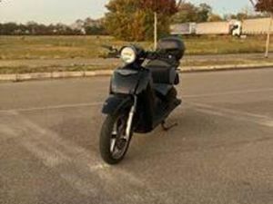 SCOOTER APRILIA SCARABEO 125