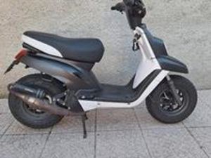 YAMAHA BW&APOS;S - 2011