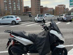 PIAGGIO - PIAGGIO MP3 300 HPE SPORT