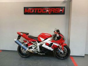 YAMAHA - YZF R1