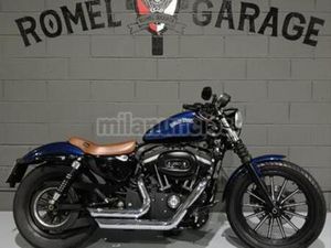 HARLEY DAVIDSON - SPORTSTER 883