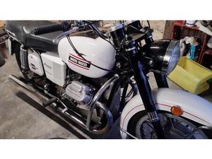 MOTO GUZZI V7 DE 1970 À VENDRE - MOTO ANCIENNE DE COLLECTION