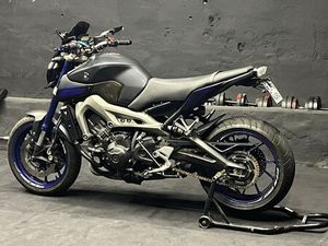 YAMAHA MT 09 2015R KADLUB