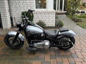 HARLEY DAVIDSON SOFTAIL SLIM BARRACUDA SILVER FLSL