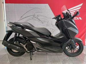 HONDA FORZA 125