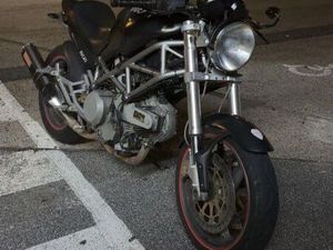 DUCATI MONSTER 620