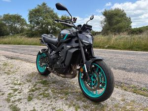 YAMAHA MT-09 900 HYPER-NAKED PETROL MANUAL EURO 5 (119 PS) 890 CC