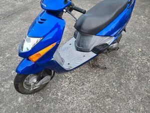 ② HONDA LEAD 100 CC MOTO