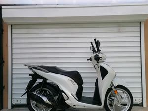 HONDA SH , 150I, LED, ABS, START-STOP, KEYLESS, 2017Г →