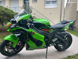 KAWASAKI NINJA ZX-10R