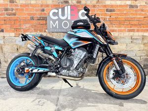 KTM 890 DUKE TECH PACK 889 CC