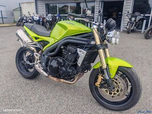 TRIUMPH 1050 SPEED TRIPLE