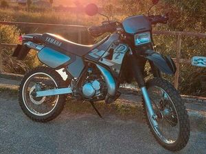 ② YAMAHA DT 125R 2TAKT