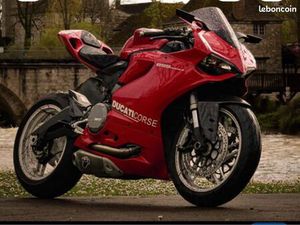 DUCATI PANIGALE 899