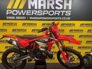 BETA 300 RR ENDURO, 2023 MODEL, ROAD REGD, 52 HOURS. MINT!!!!