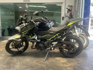 KAWASAKI Z 400