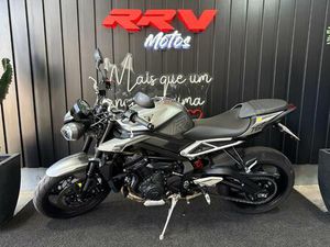 TRIUMPH STREET TRIPLE R 765 ABS