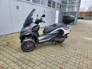 PIAGGIO MP3 530 HPE EXCLUSIVE