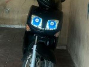 YAMAHA VERSITY 300 CC