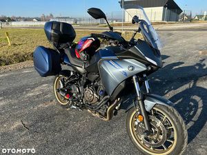 YAMAHA TRACER