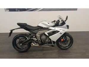 TRIUMPH DAYTONA 660 48 PS A2 *VORFÜHRER, FINANZIERUNG MÖGLICH*