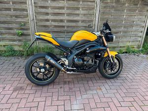 TRIUMPH SPEED TRIPLE 1050 EDITION 94