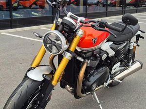 TRIUMPH SPEED TWIN 1200 RS