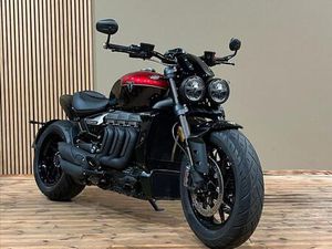 TRIUMPH ROCKET 3 STORM R