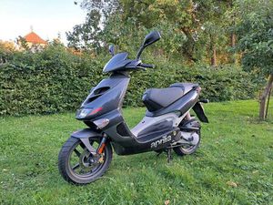 APRILIA SR50 SPORT MOTORROLLER WEIHNACHTSGESCHENK