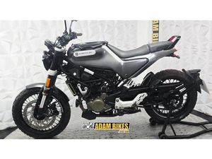 2021 HUSQVARNA SVARTPILEN 125 ABS