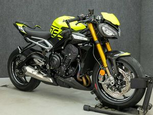 2024 TRIUMPH STREET TRIPLE 765 MOTO2 EDITION