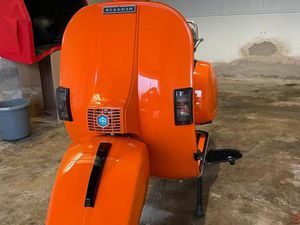 VESPA PX 125 ORANGE - KLASSISCHER MOTORROLLER