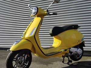 VESPA PRIMAVERA S 50 UVP 4299€