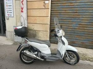 APRILIA SCARABEO 200