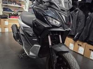 APRILIA SR GT 200 2022