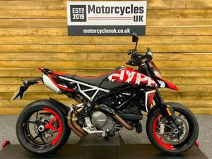 IMMACULATE 2024 DUCATI HYPERMOTARD 950 RVE, ONLY 5041 MILES, FDSH, FUN, FUN, FUN