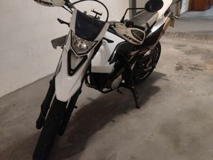 YAMAHA WR 125 X 2011 LEIRIA, POUSOS, BARREIRA E CORTES