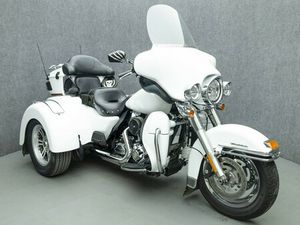 2013 HARLEY DAVIDSON FLHTCUTG TRI GLIDE ULTRA CLASSIC TRIKE