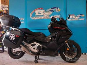 HONDA FORZA 750 DCT TRAVEL