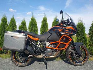 KTM 1090 ADVENTURE REZERVACE