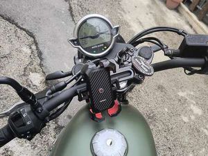 MOTO GUZZI V 7 STONE VERDE