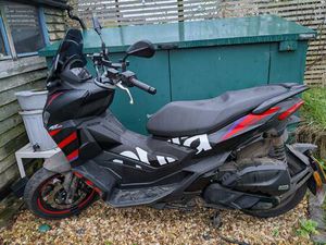 APRILIA SR GT 125 REPLICA SCOOTER PETROL CVT EURO 5 (15 PS) 125 CC