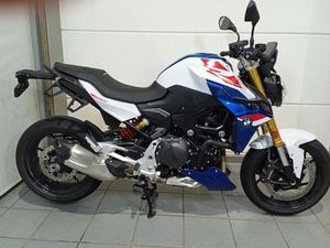 BMW F 900 R STYLE SPORT, ADAPTIVES KURVENLICHT, HEIZ