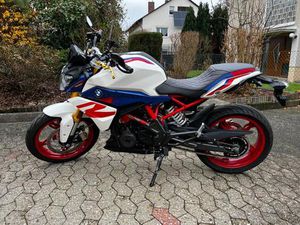 BMW G310 R 2023 LED ECHTLEDER VERSTELLBARE HEBEL 40MM TIEF