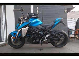 SUZUKI GSX S950