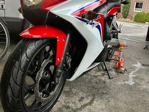 HONDA CBR 650F