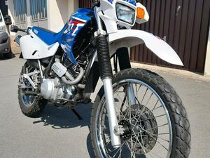 YAMAHA XT 600 3TB 4PT MIT ERST 6800 KM ! TÜV NEU ! SAMMLERZUSTAND