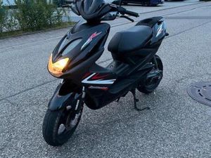YAMAHA AEROX R 25/50 PAPIERE VORHANDEN